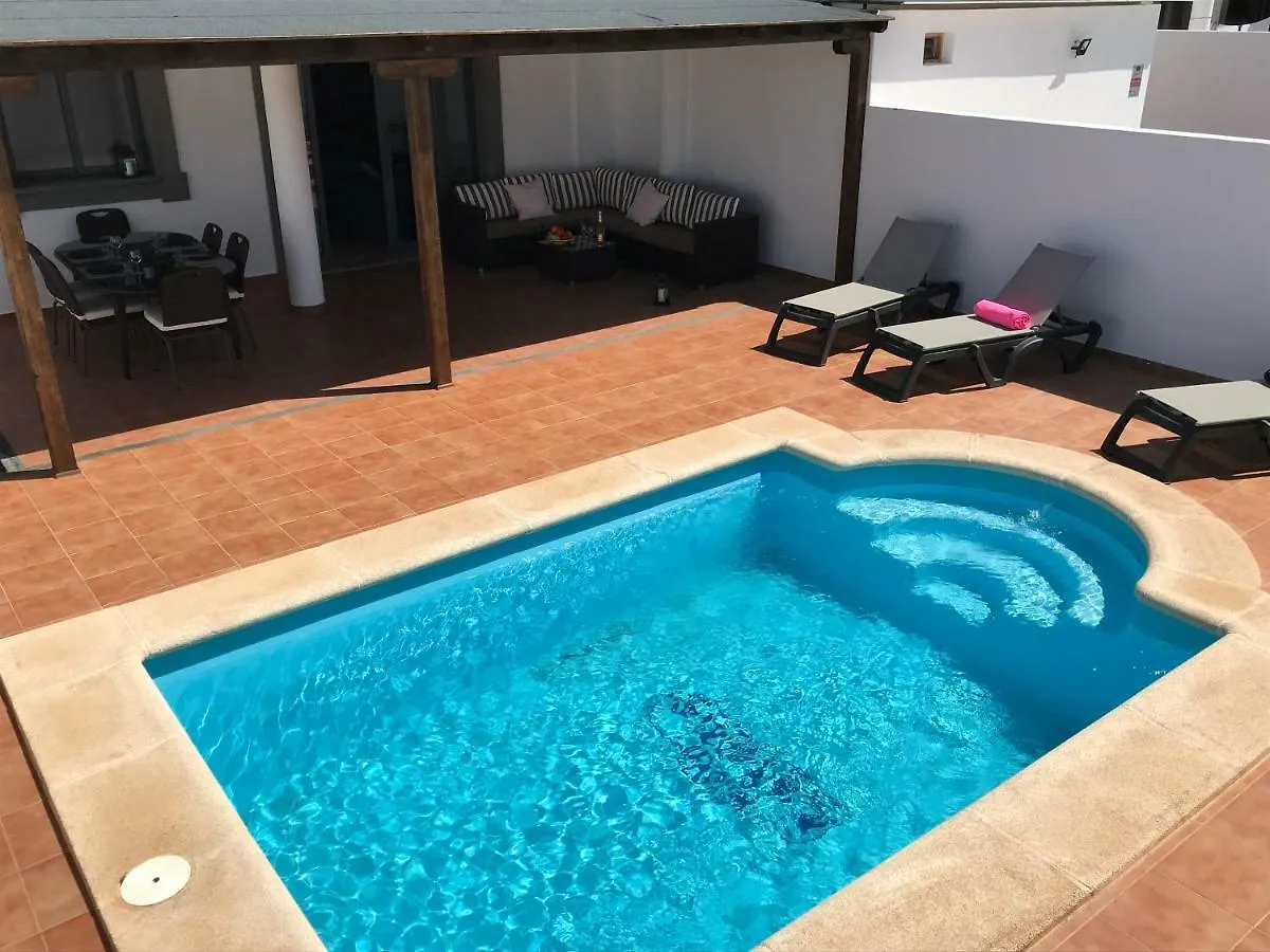 Villa Estaca Luxury Playa Blanca  0*, Playa Blanca (Lanzarote)